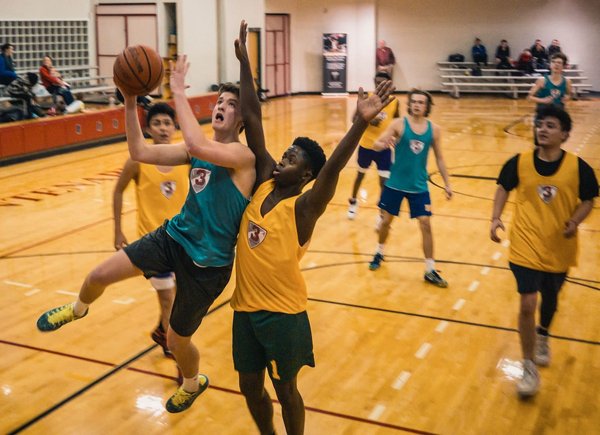 La psychologie du jeu : comment gérer la pression sur le terrain de basket ?