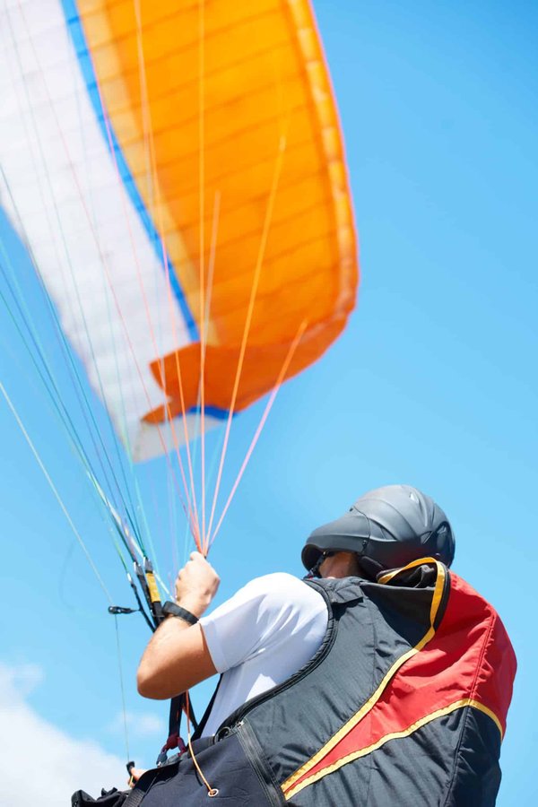 Stages et baptêmes de parapente à Annecy : une expérience à découvrir !